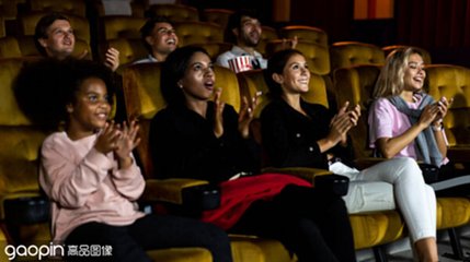 《平凡的荣耀》电视剧平凡的荣耀电视剧免费全集在线观看 平凡的荣耀电视剧全集在线观看平凡的荣耀电视剧免费全集在线观看星辰影院 第4张